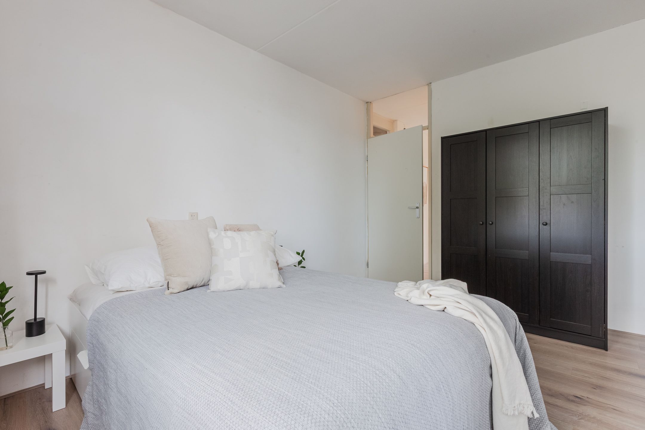 Photo 24 of Van Swindendwarsstraat 99