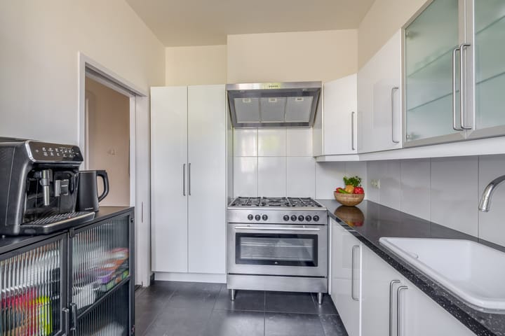 Foto 19 van Warmoesstraat 109