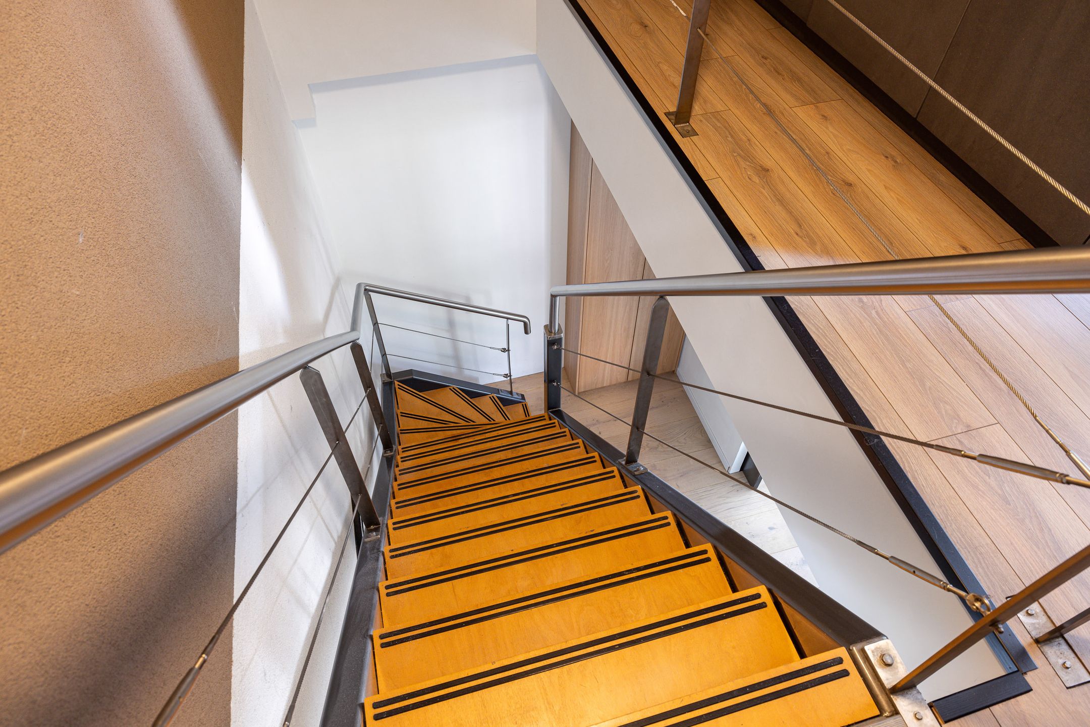 Foto 24 van Hoveniersstraat 4