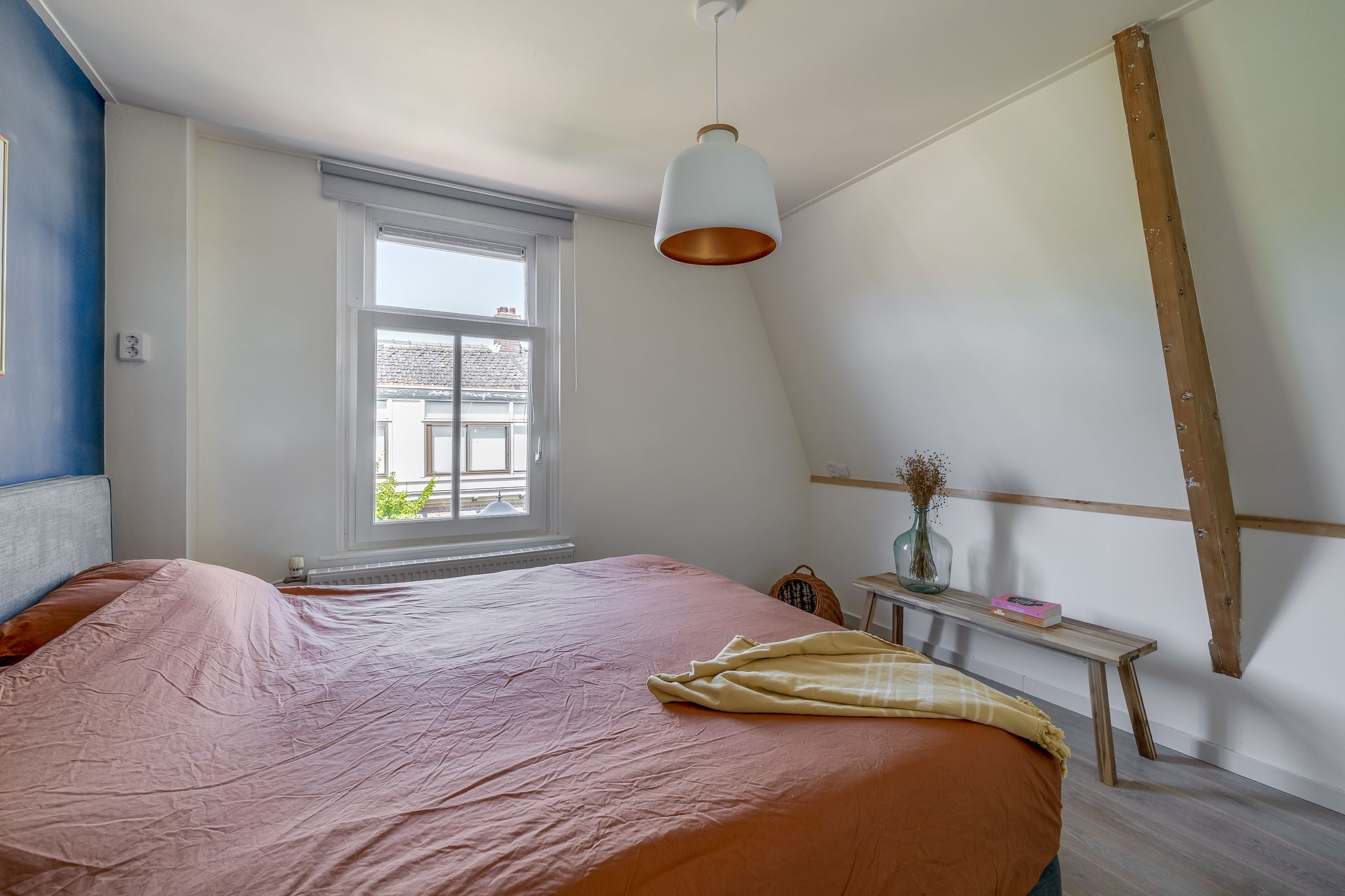 Foto 30 van Warmoesstraat 109