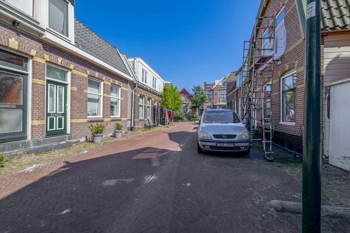 Foto 40 van Warmoesstraat 109