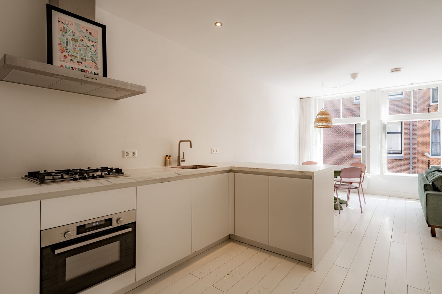 Photo 10 of Lange Leidsedwarsstraat 224-1