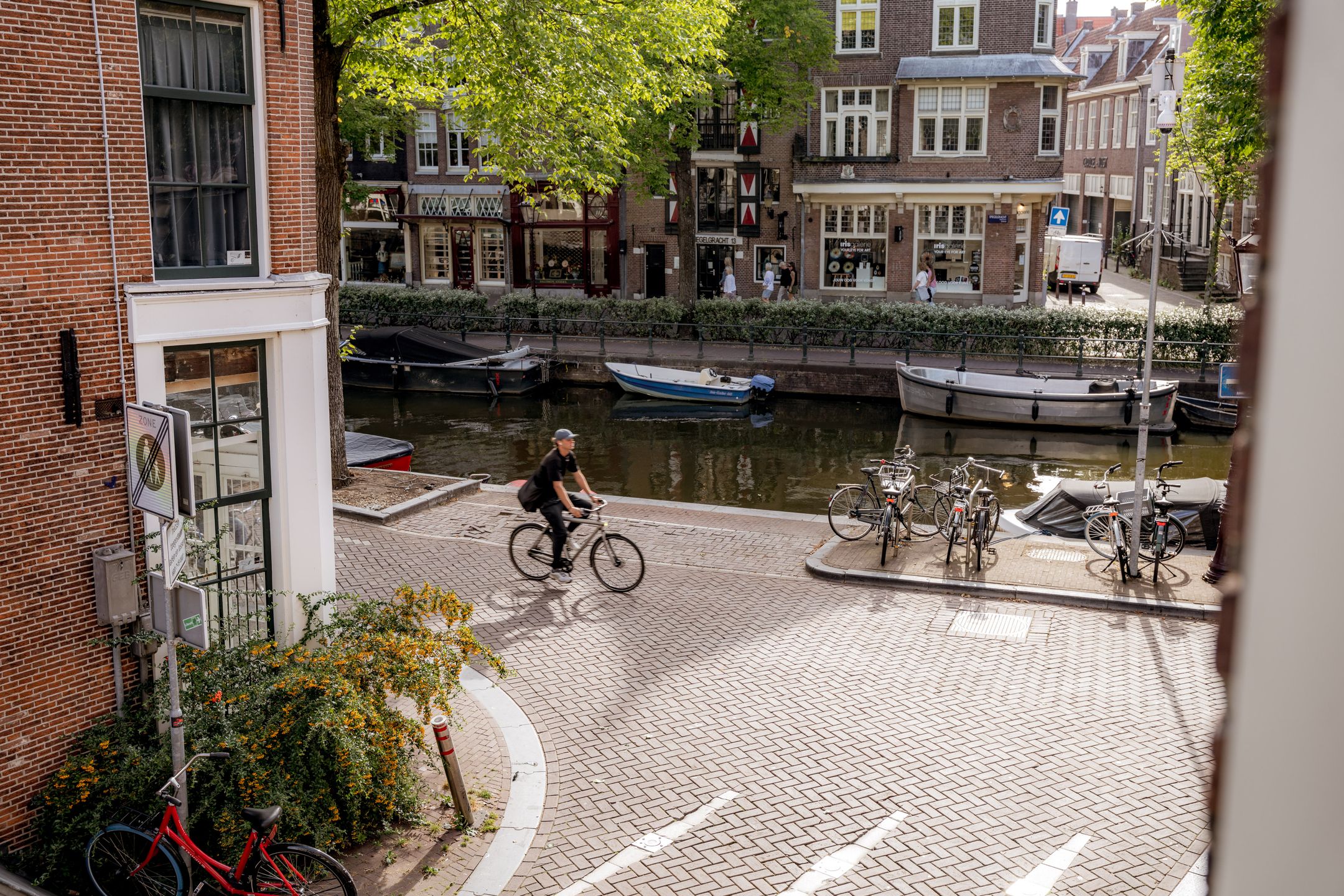 Photo 3 of Lange Leidsedwarsstraat 224-1