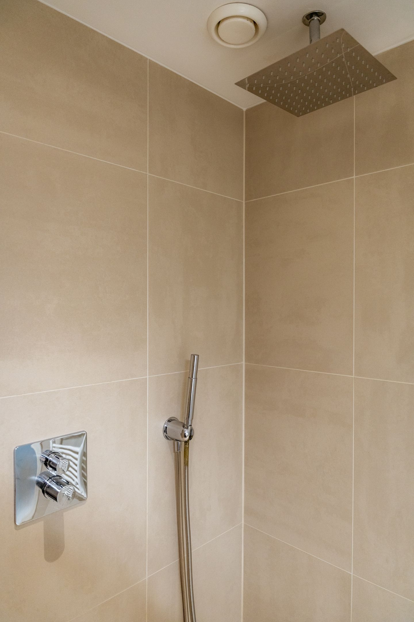 Photo 19 of Lange Leidsedwarsstraat 224-1