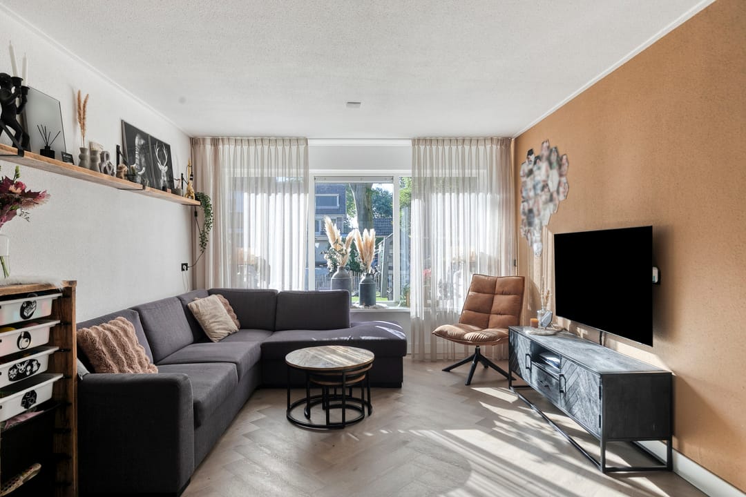 Photo 8 of Hertog Adolfweg 16