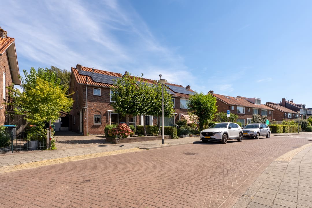 Foto 7 van Julianastraat 11