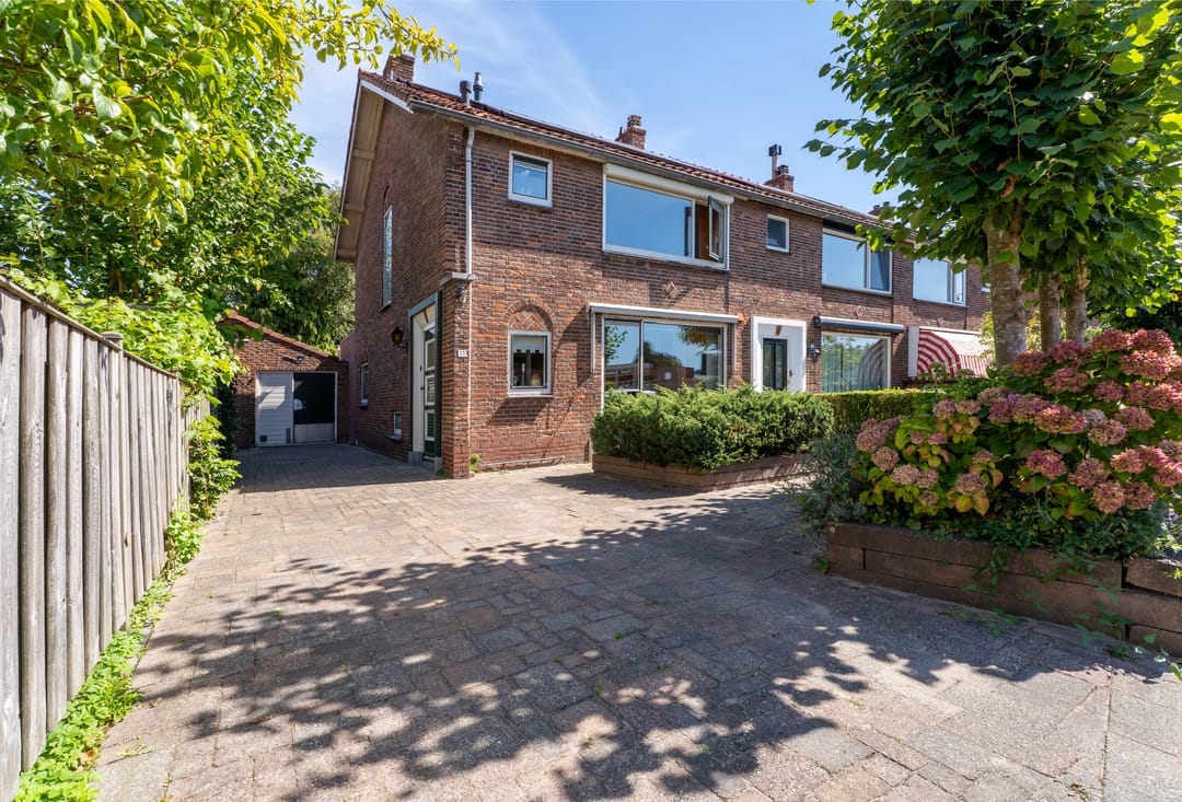 Foto 8 van Julianastraat 11