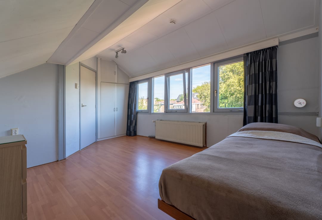 Foto 37 van Julianastraat 11