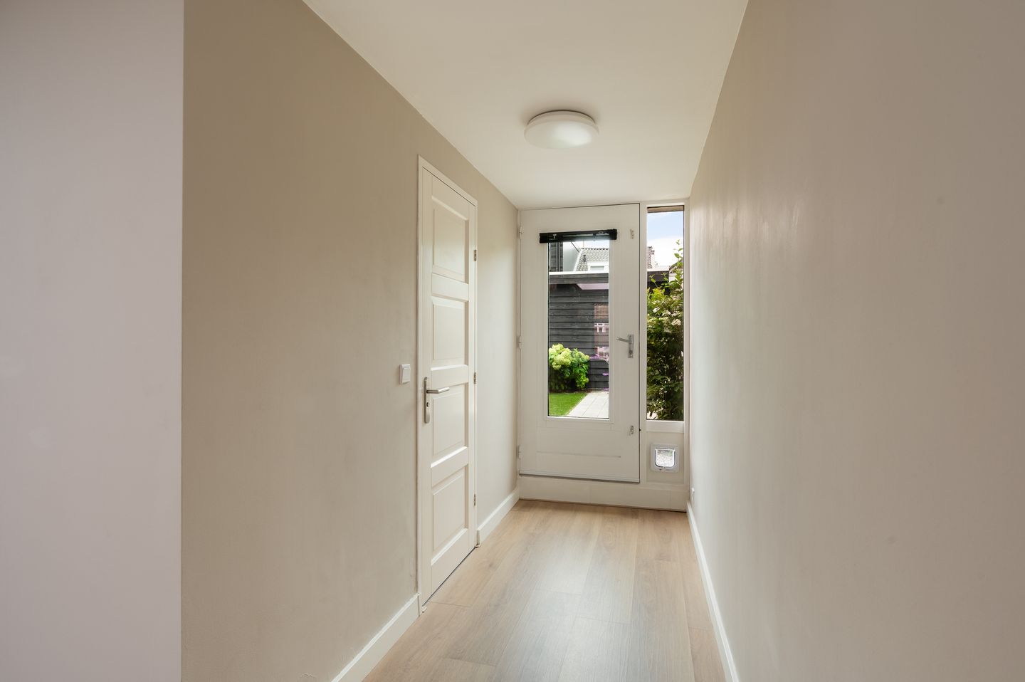 Foto 29 van Komatistraat 45