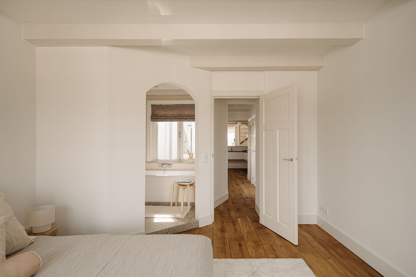 Foto 10 van Haarlemmerdijk 136-3