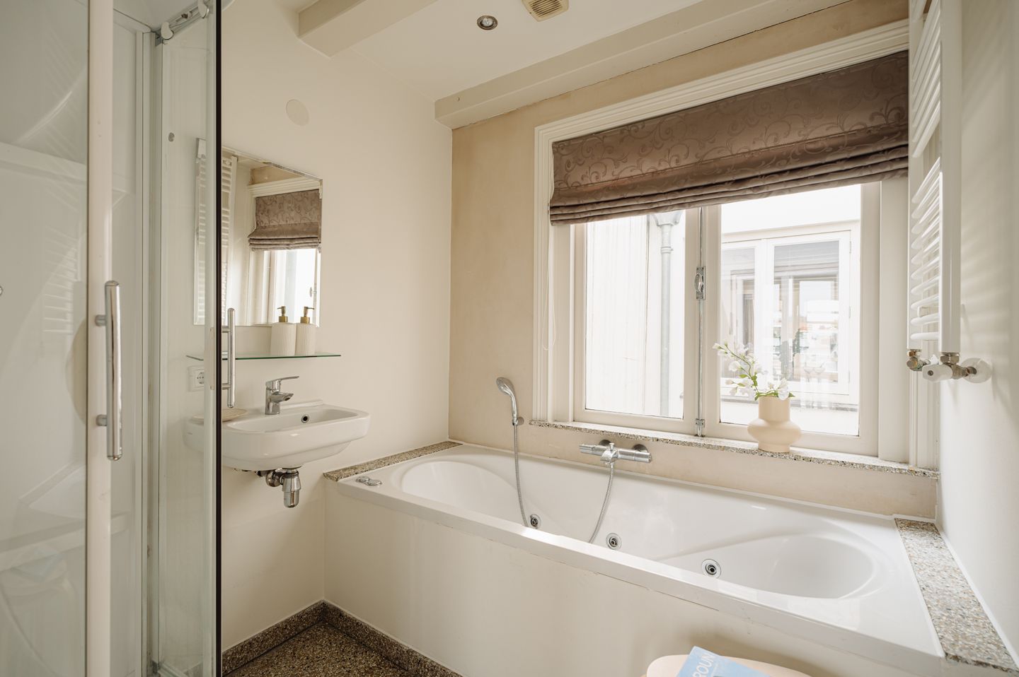 Foto 14 van Haarlemmerdijk 136-3