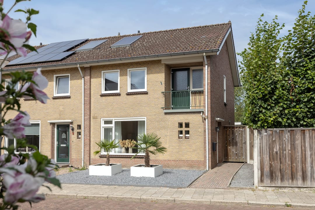 Foto 1 van Theresiastraat 6