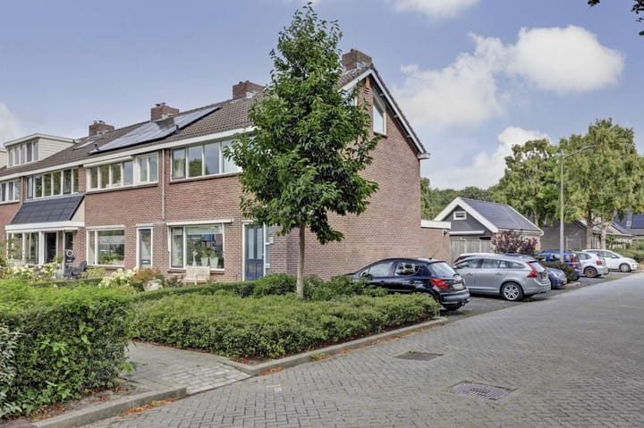 Foto 36 van Ruimtevaartstraat 27