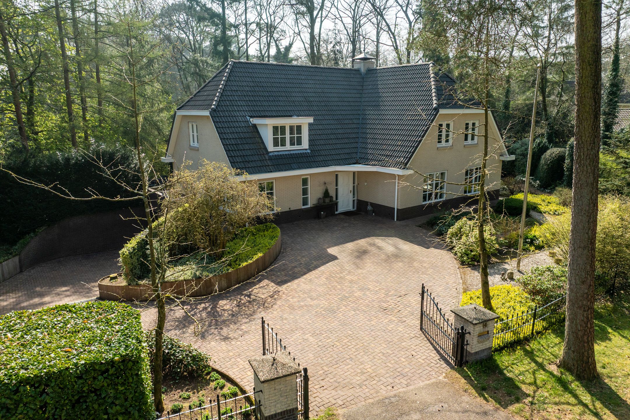 Foto 69 van Sonnevancklaan 14