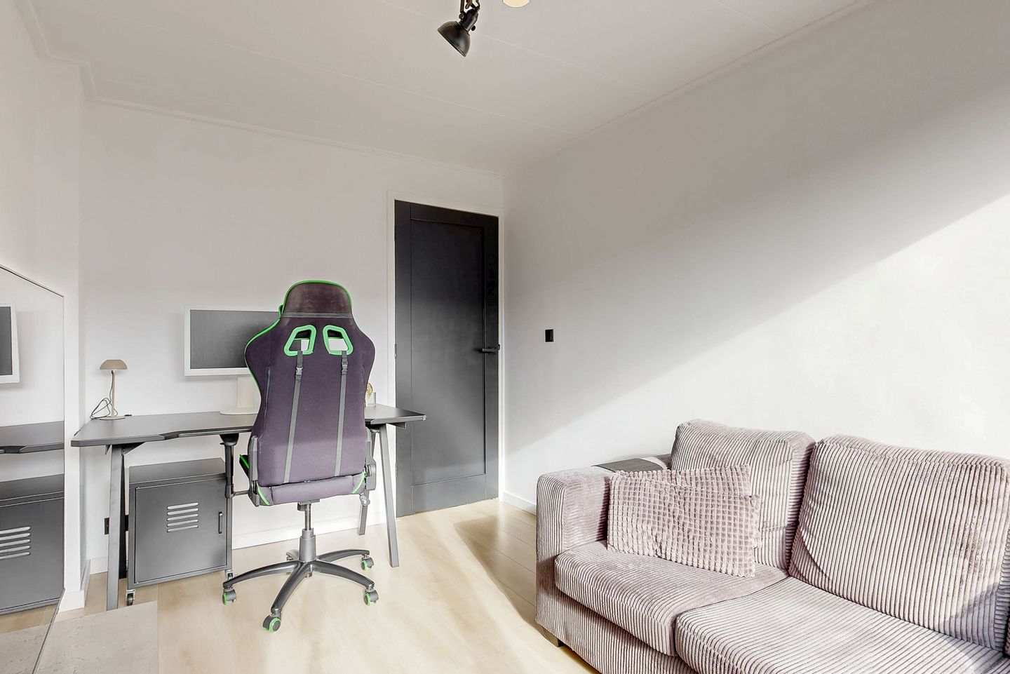 Foto 19 van Paulus Potterstraat 7