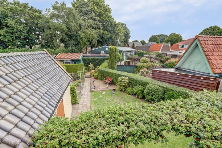 Foto 48 van Kamperfoelielaan 4