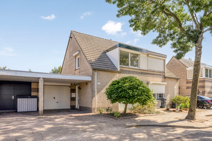 Foto 1 van Rivierensingel 305