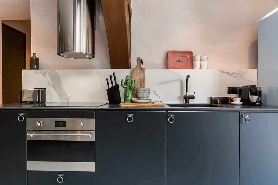 Foto 11 van Warmoesstraat 50-A