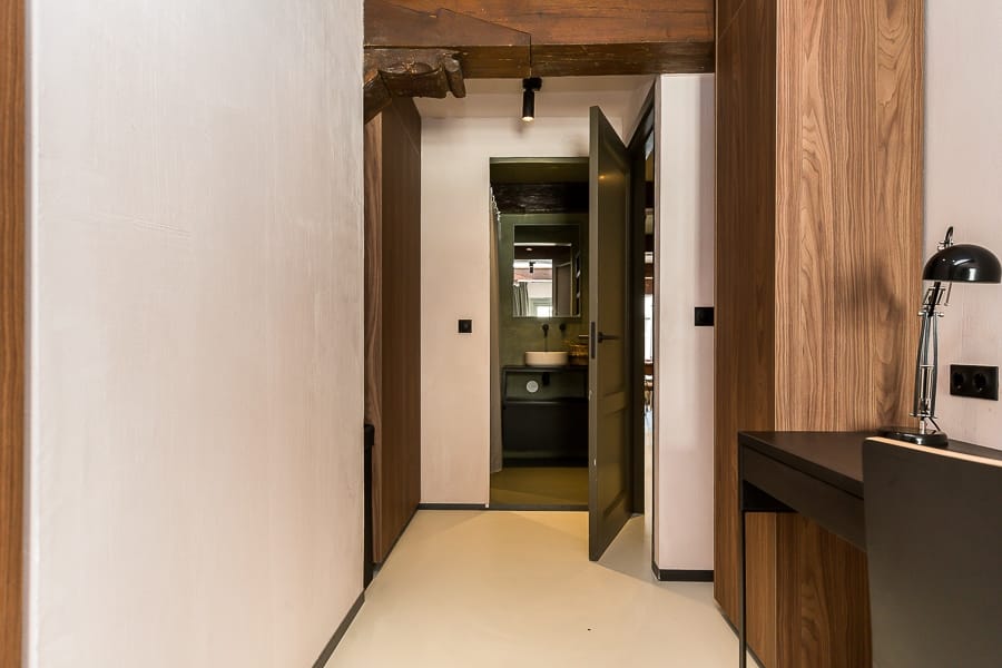 Foto 17 van Warmoesstraat 50-A