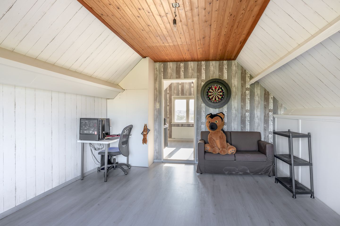 Photo 35 of Burgemeester Trooststraat 117