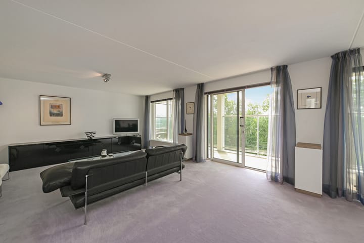 Photo 7 of Verhulstplein 19-L