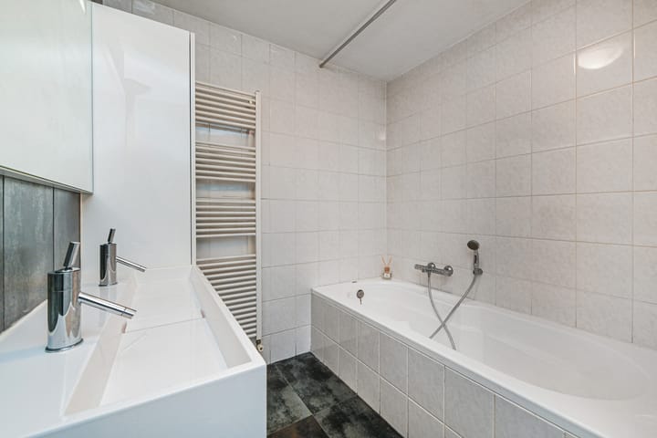 Photo 31 of Verhulstplein 19-L