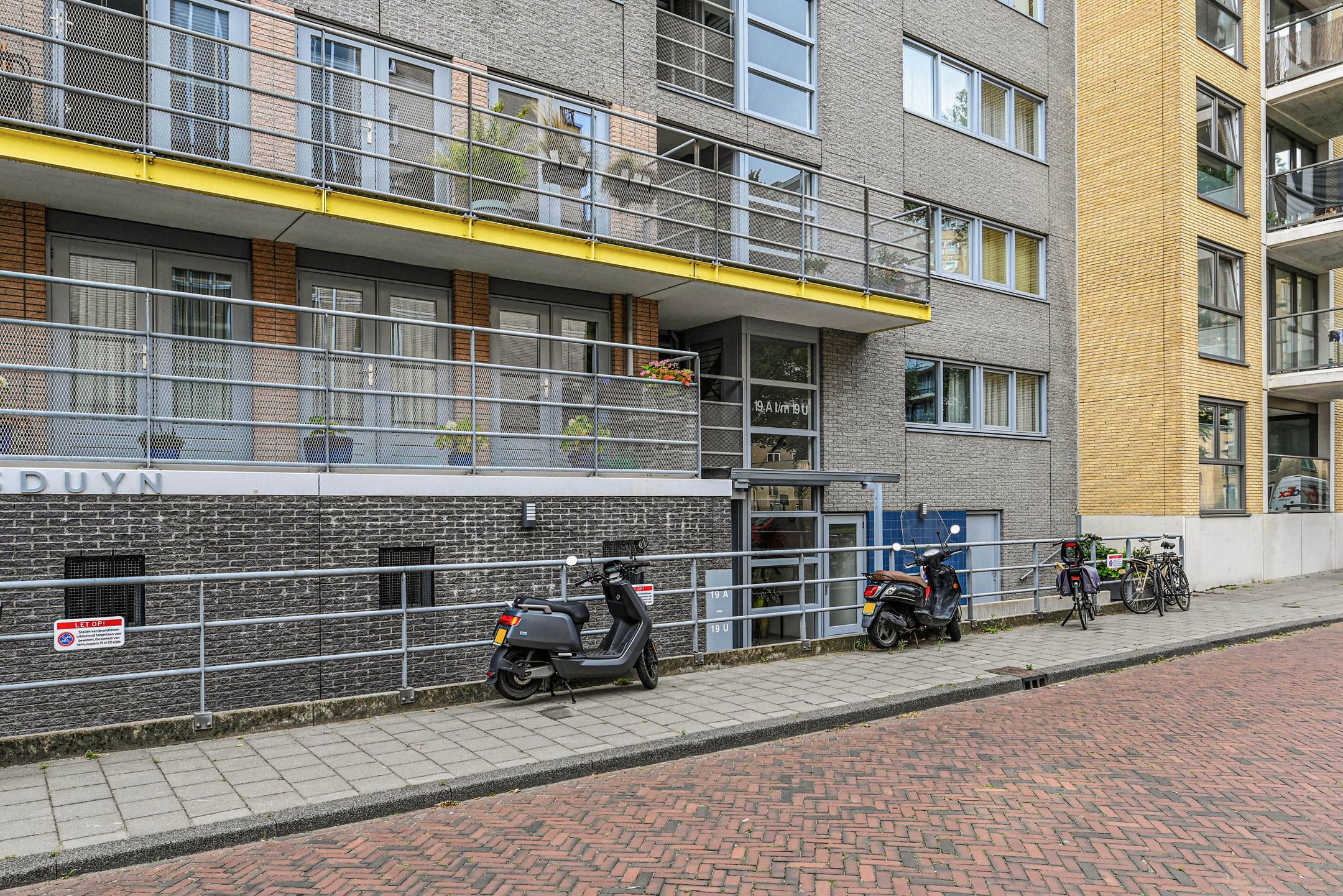 Foto 36 van Verhulstplein 19-L