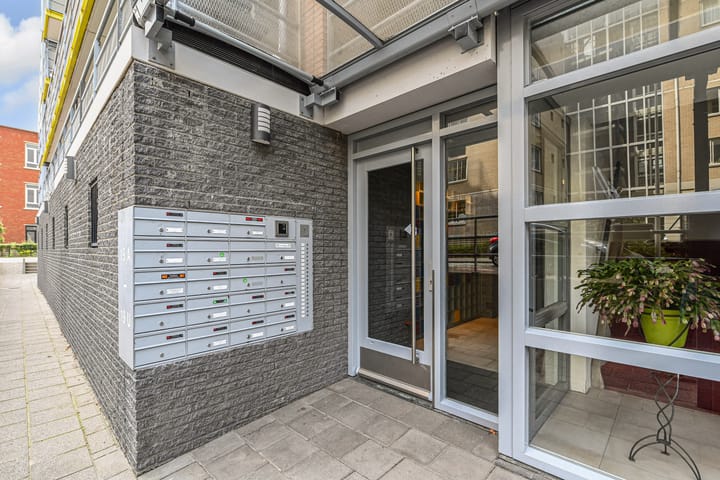 Photo 37 of Verhulstplein 19-L