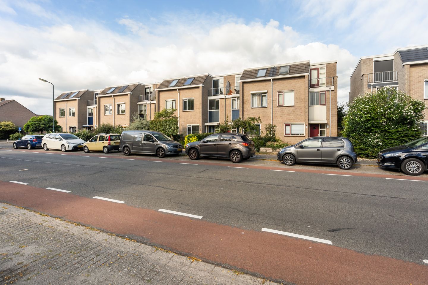 Photo 50 of Veldbloemenlaan 18