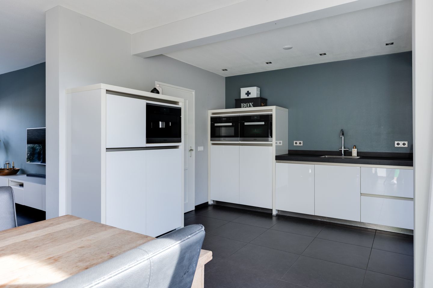 Photo 5 of Graaf Wichmanstraat 15