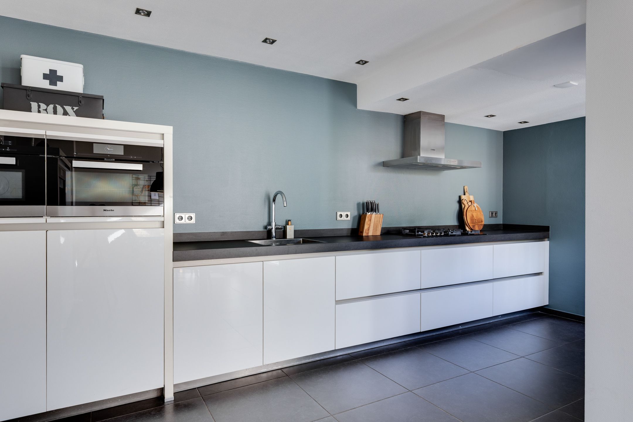 Photo 12 of Graaf Wichmanstraat 15