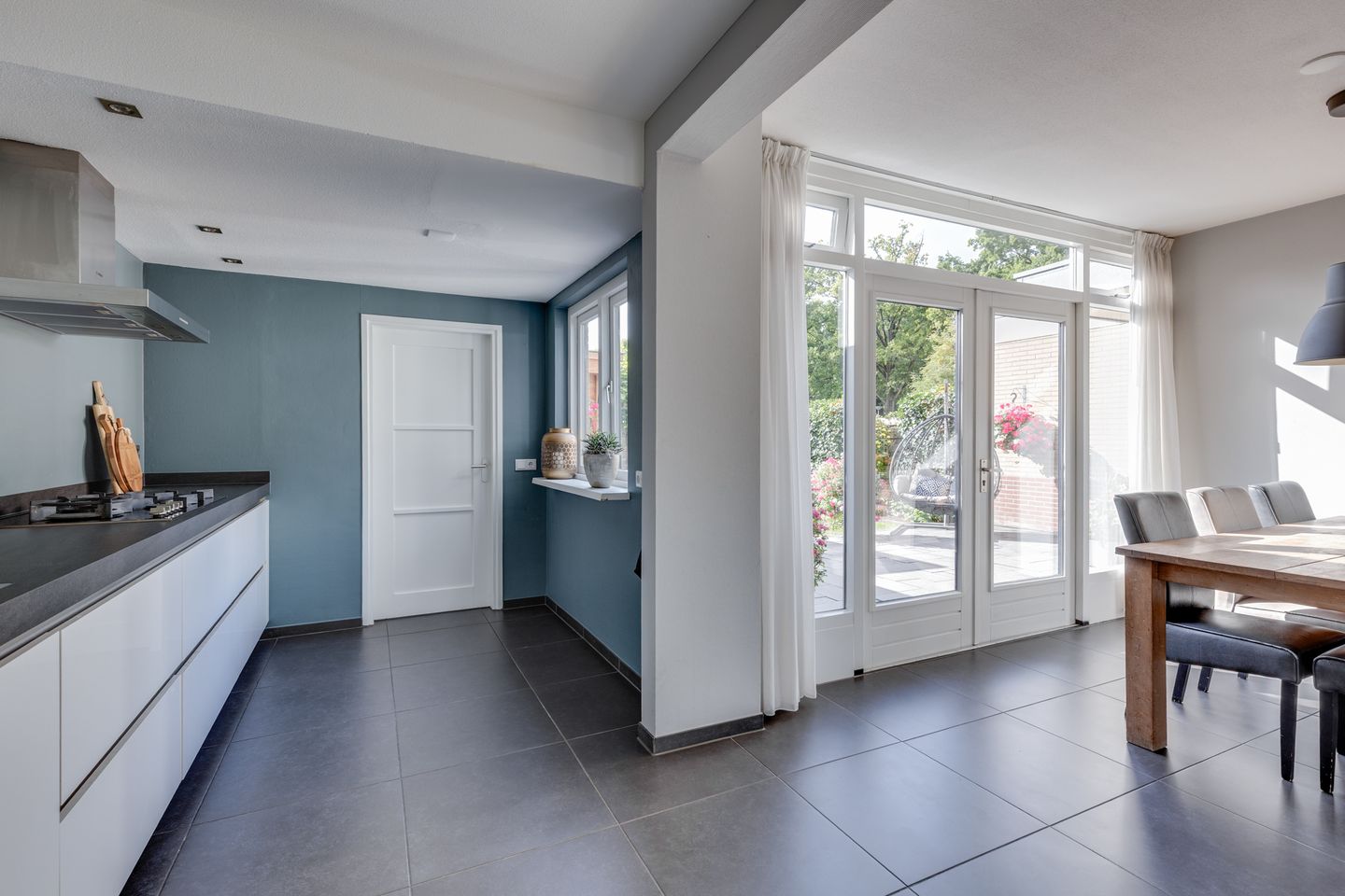 Photo 14 of Graaf Wichmanstraat 15