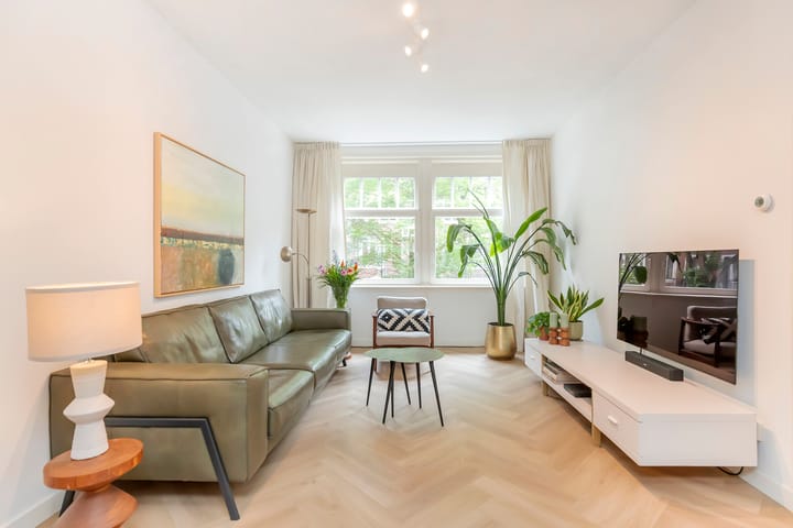 Photo 2 of Jekerstraat 15-1