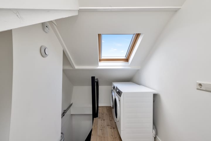 Photo 28 of Dirk Willemszstraat 3