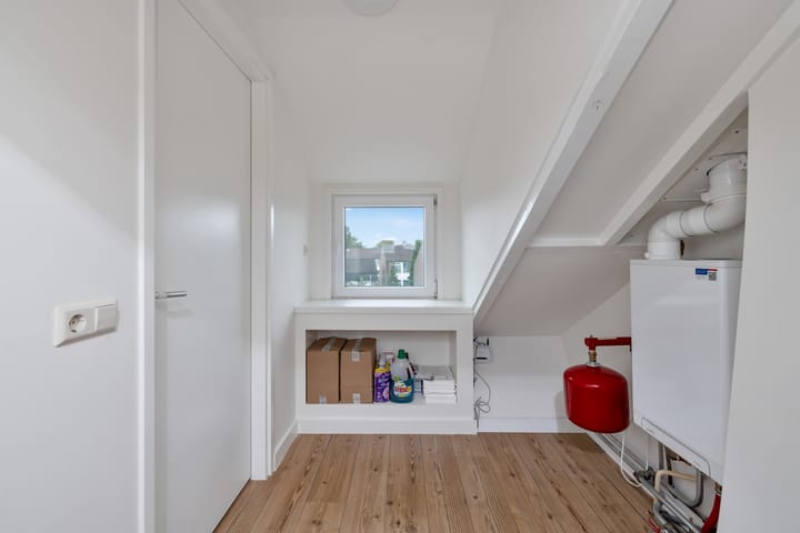 Photo 29 of Dirk Willemszstraat 3