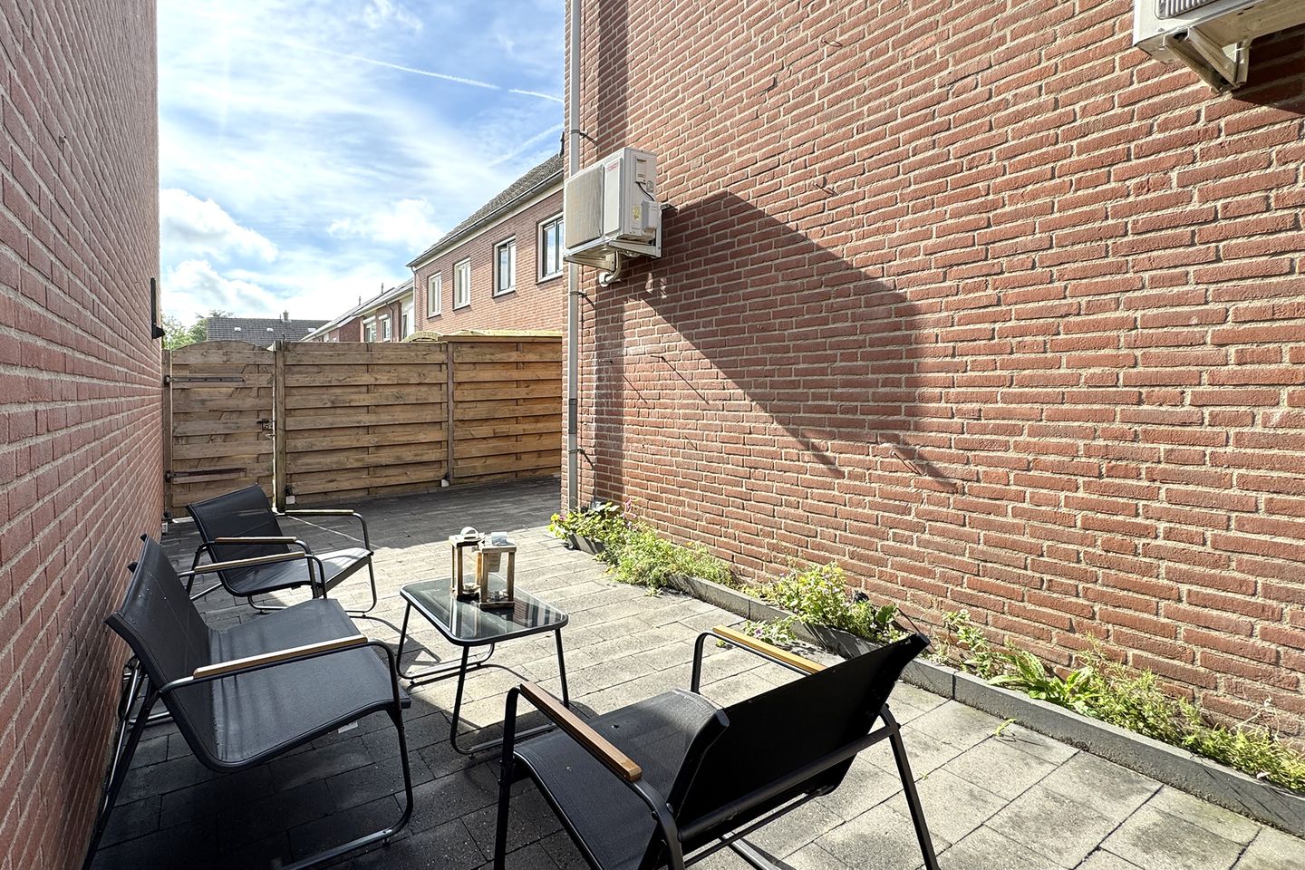 Photo 49 of Koningin Julianalaan 16