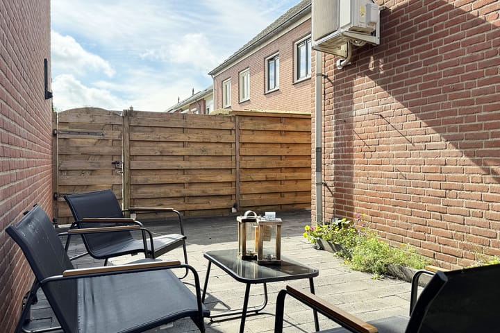 Foto 50 van Koningin Julianalaan 16