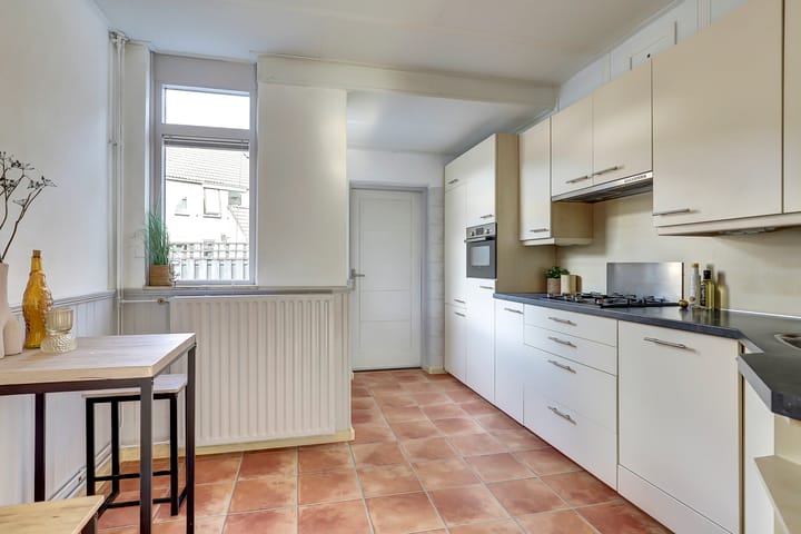 Foto 9 van Korvetstraat 19