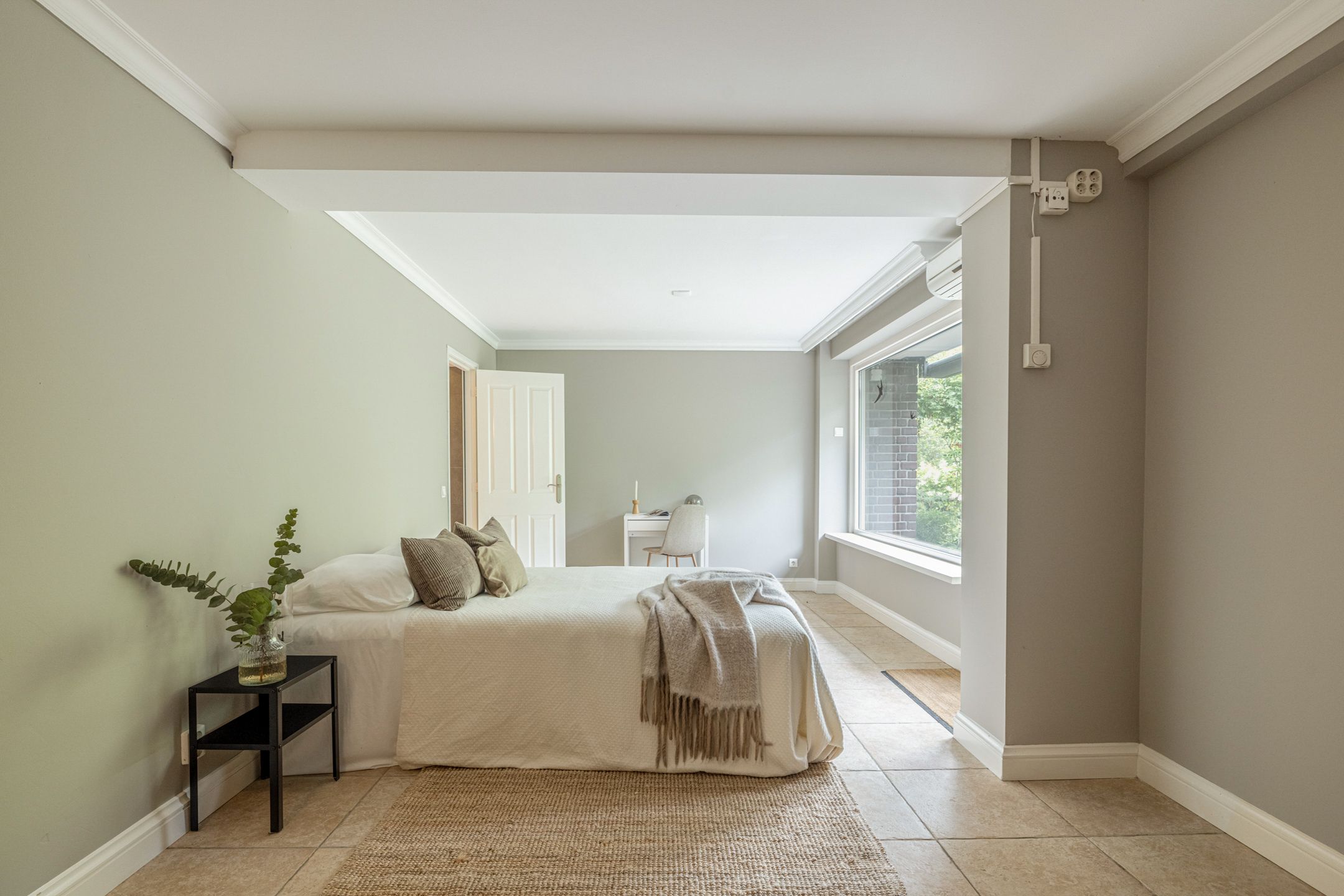 Photo 21 of De Lairesselaan 12