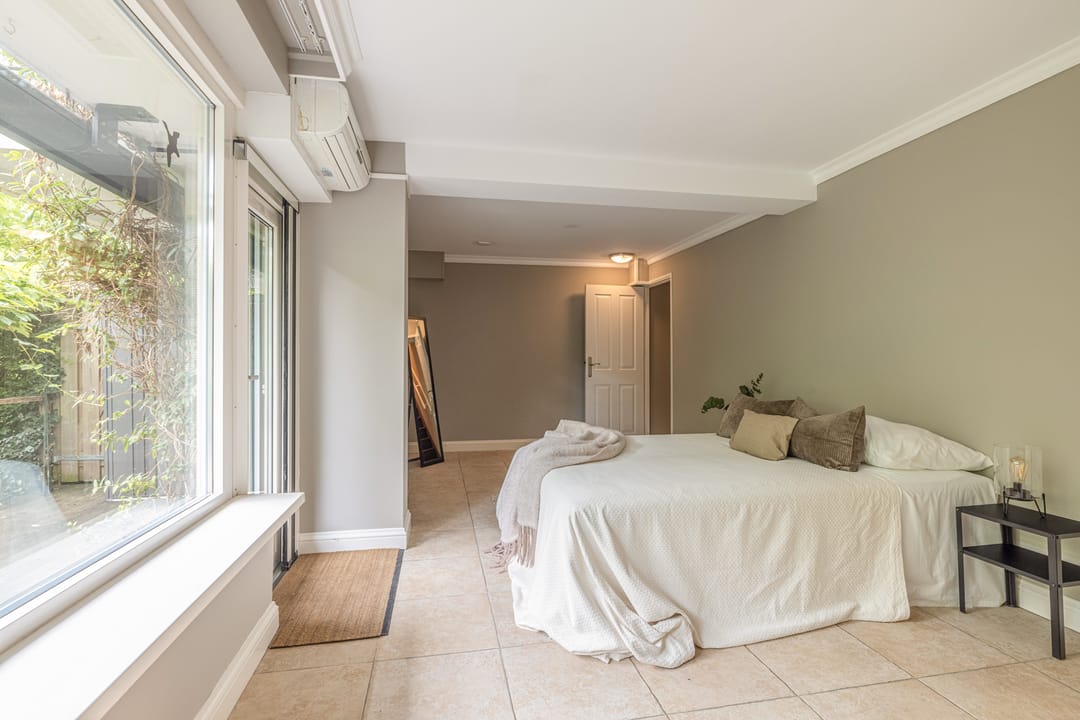 Photo 22 of De Lairesselaan 12