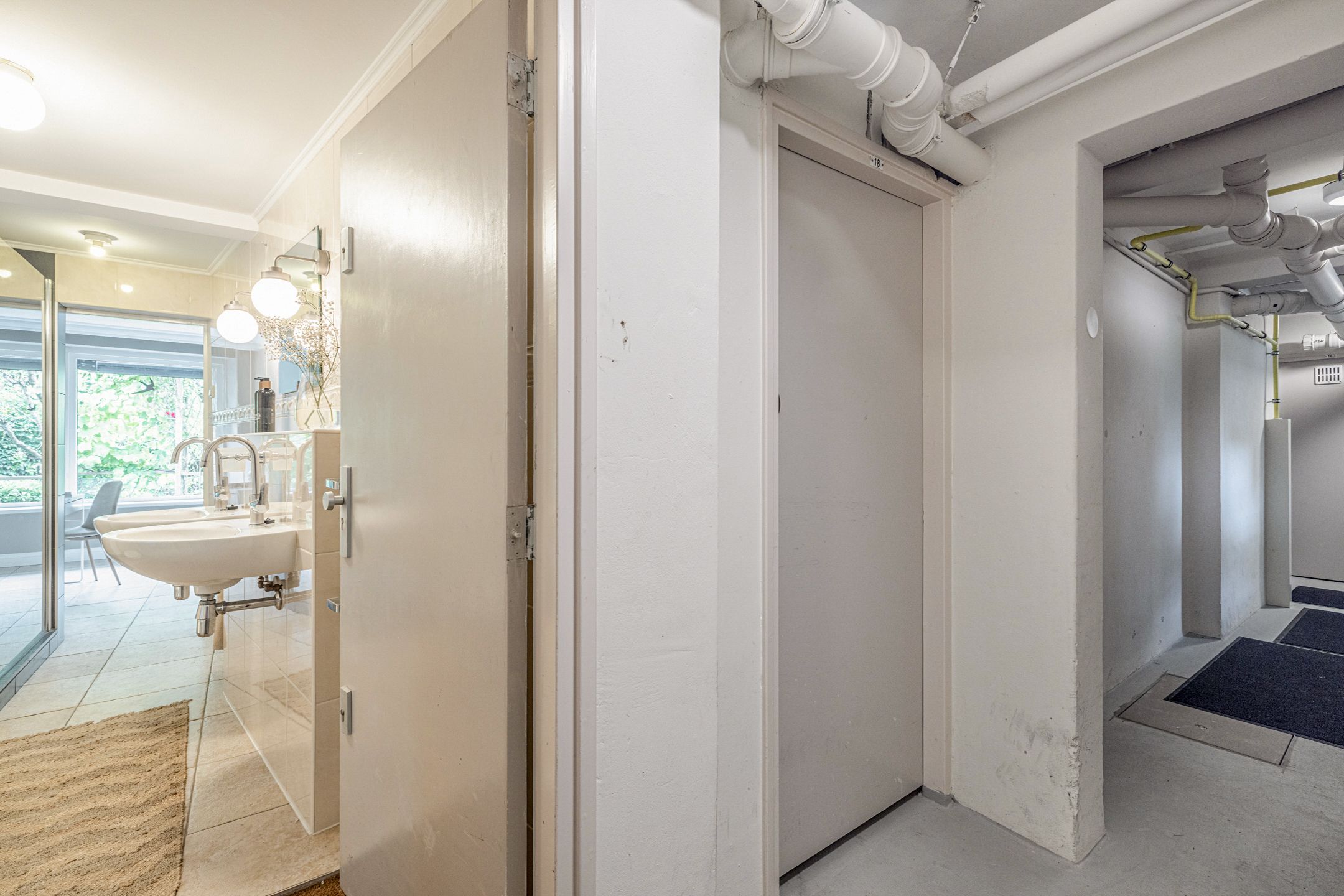 Photo 30 of De Lairesselaan 12