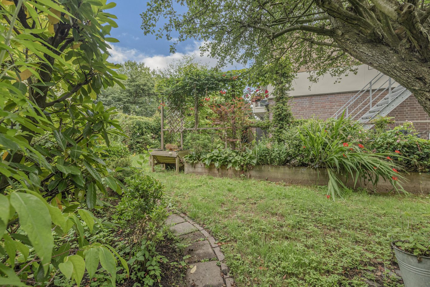 Photo 34 of De Lairesselaan 12