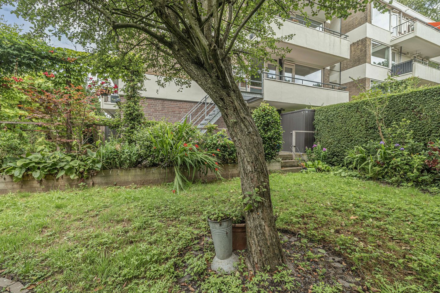 Photo 35 of De Lairesselaan 12