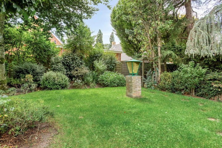 Foto 30 van Dirk van Clevestraat 9