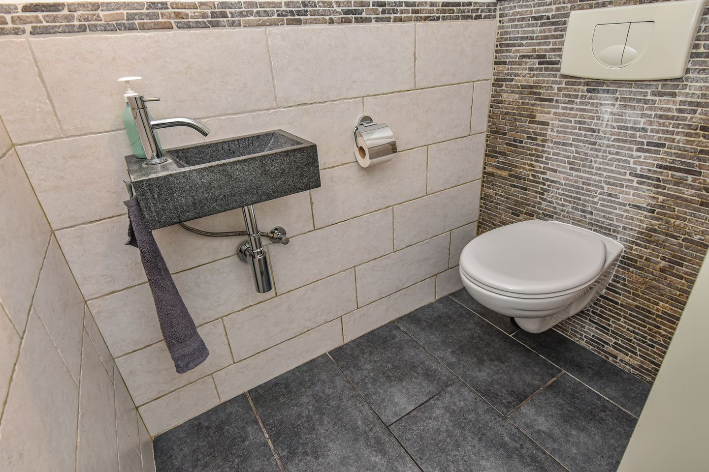 Foto 29 van Pluvierstraat 353