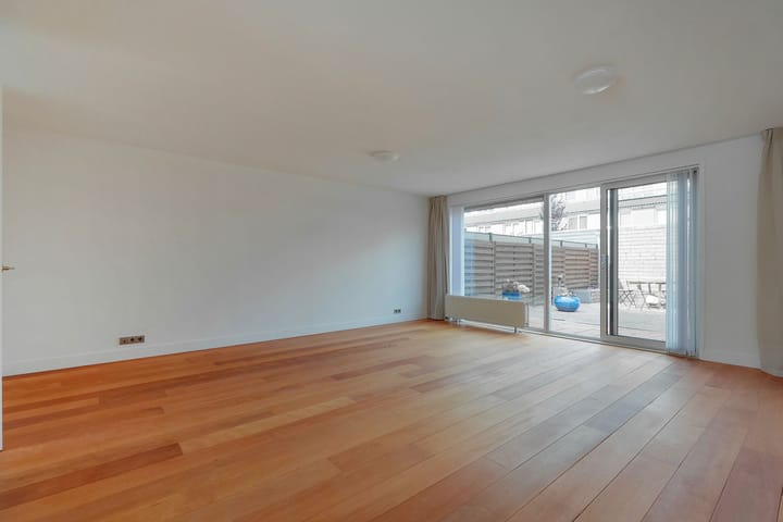 Foto 5 van Iwan Kantemanplein 22