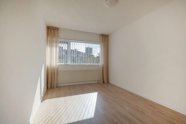 Foto 20 van Iwan Kantemanplein 22