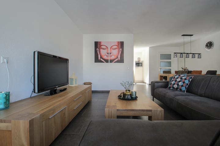 Foto 15 van Henneven 19