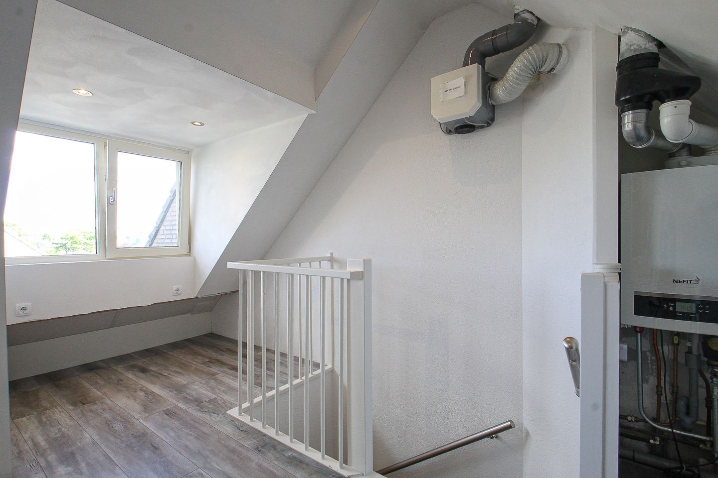 Foto 35 van Henneven 19