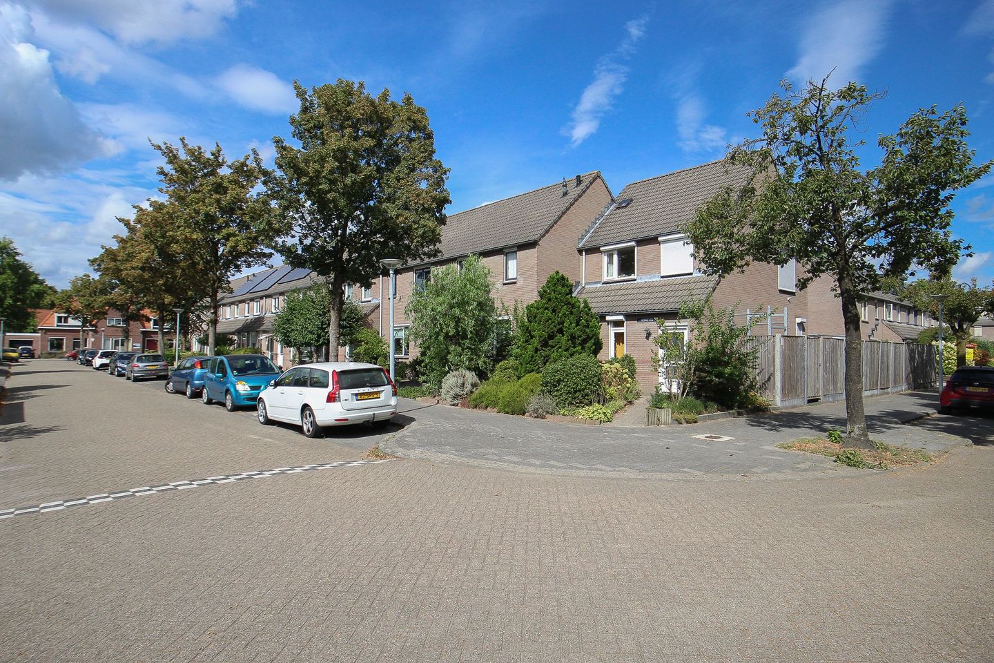 Foto 49 van Henneven 19